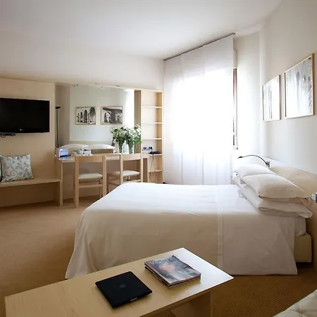 Hotel Brianteo And Restaurant Burago di Molgora