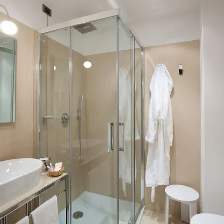 Hotel Brianteo And Restaurant 4*