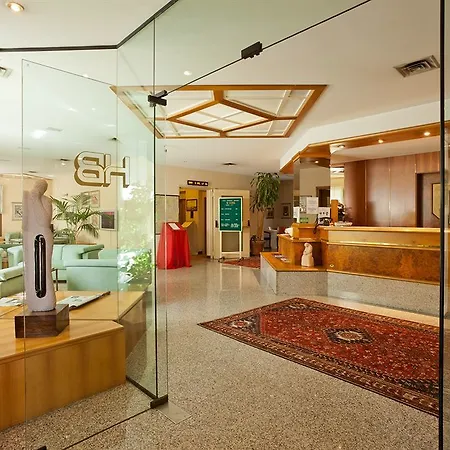Brianteo And Restaurant 4*