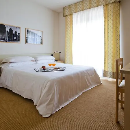 Brianteo And Restaurant 4* Burago di Molgora