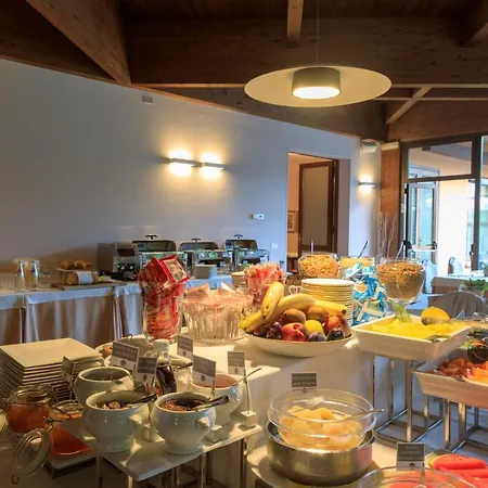 Brianteo And Restaurant Hotel