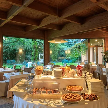 Hotel Brianteo And Restaurant